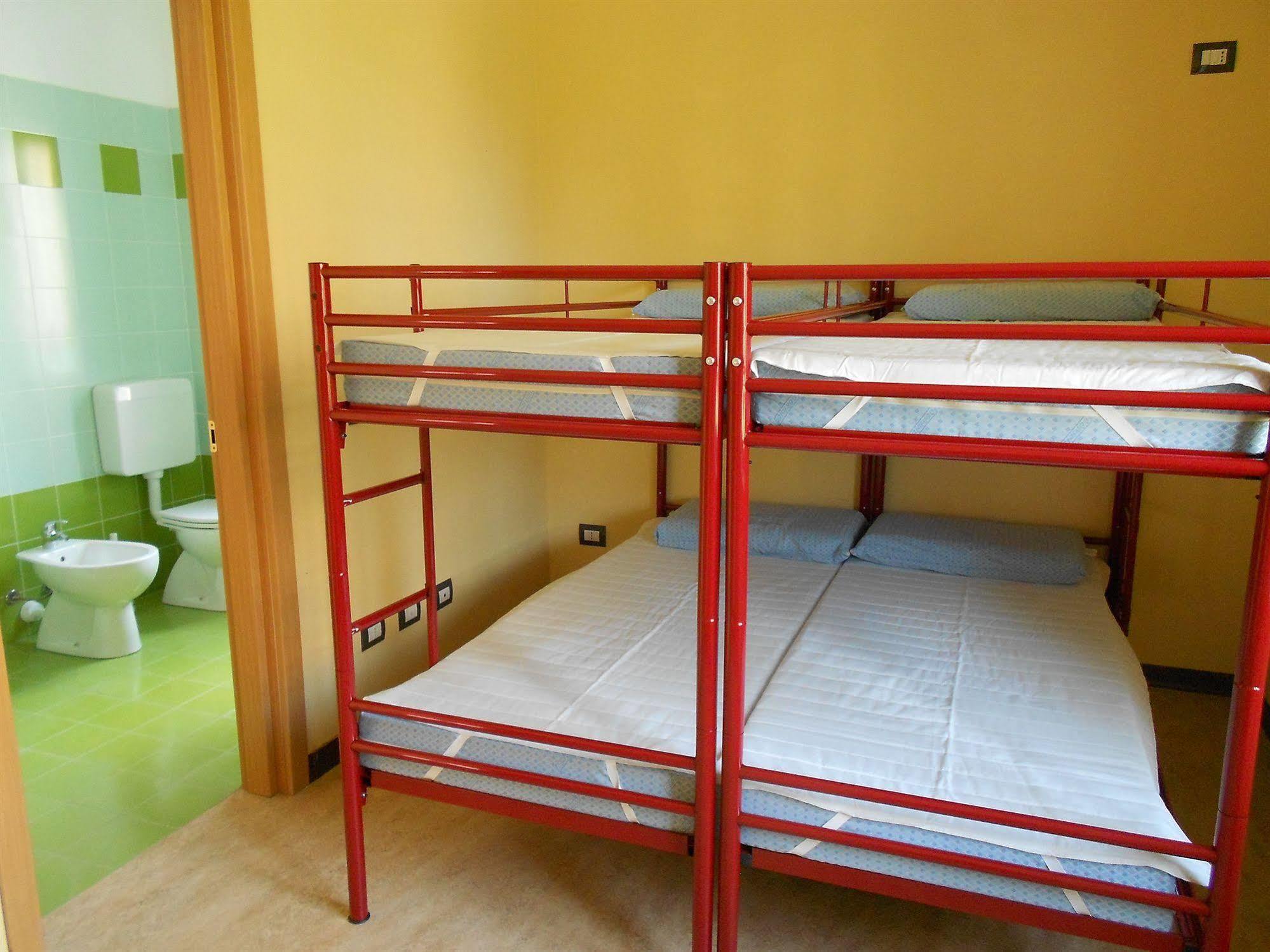Ostello Di Saronno - Malpensa Hostel Exterior foto